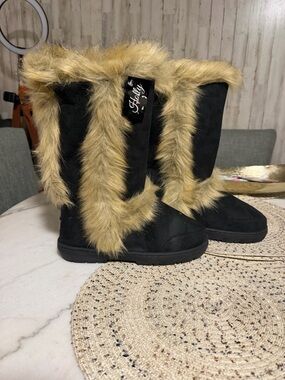 Holly Womens Mid Calf Hard Sole Waterproof Winter Boots Black Size 9 US